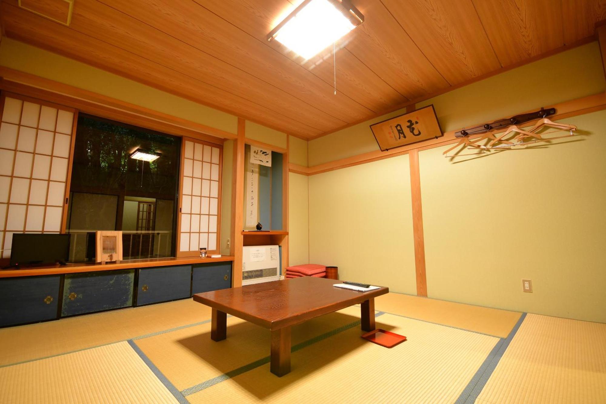Koyasan Shukubo Fugenin Hotel ภายนอก รูปภาพ