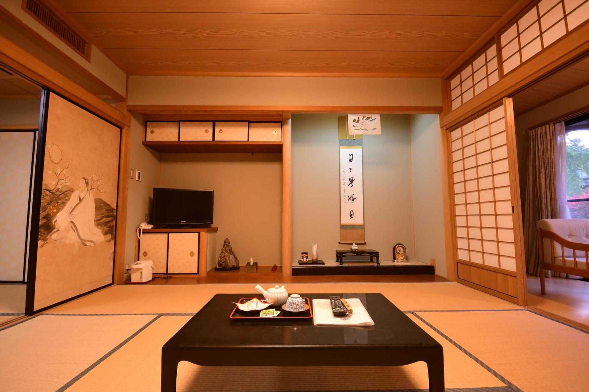 Koyasan Shukubo Fugenin Hotel ภายนอก รูปภาพ