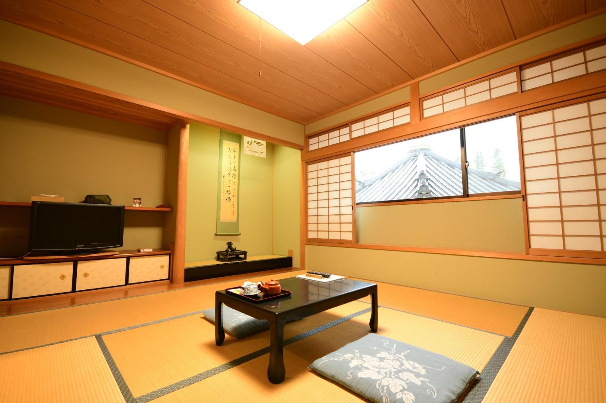 Koyasan Shukubo Fugenin Hotel ภายนอก รูปภาพ