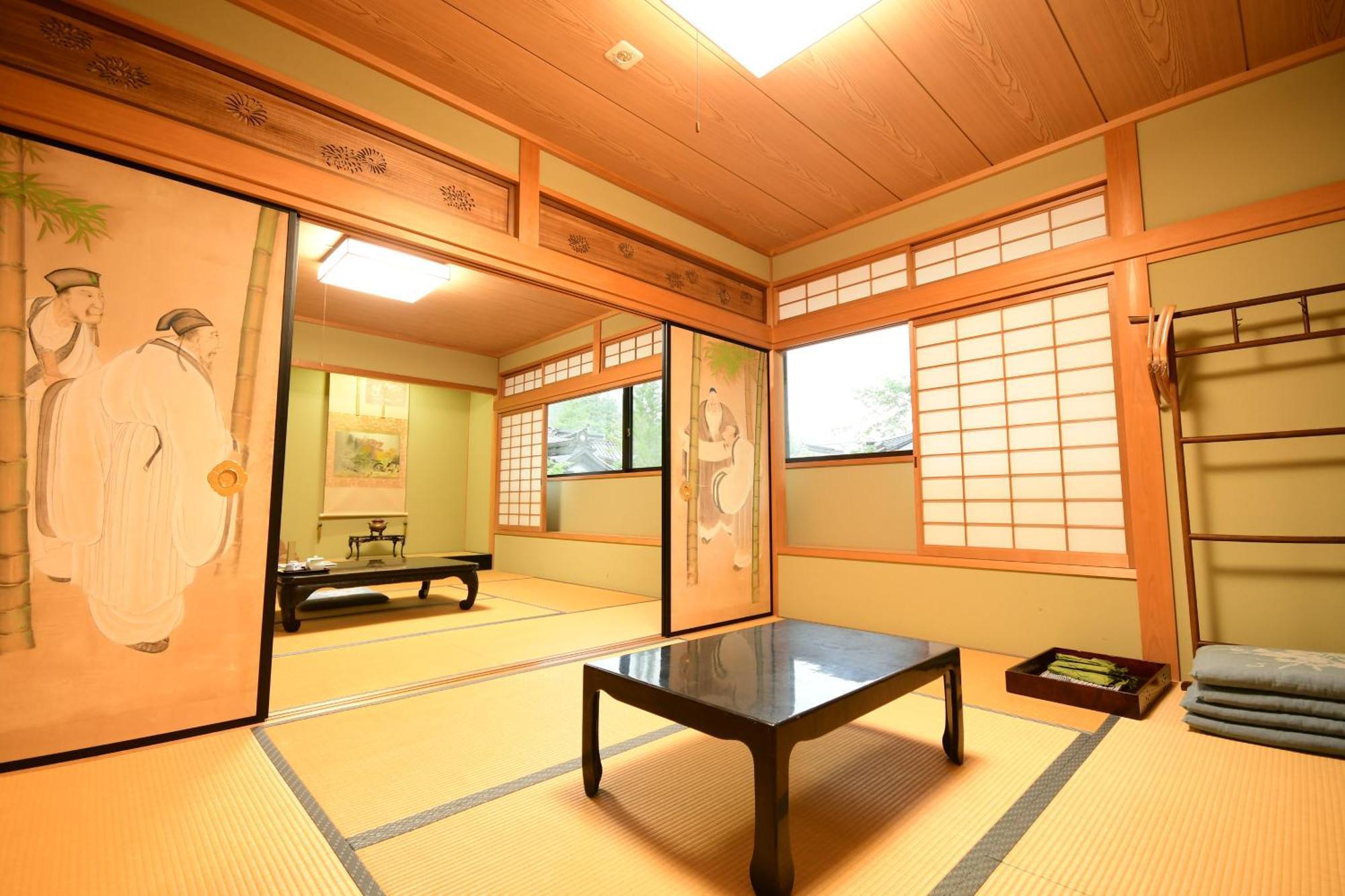 Koyasan Shukubo Fugenin Hotel ภายนอก รูปภาพ