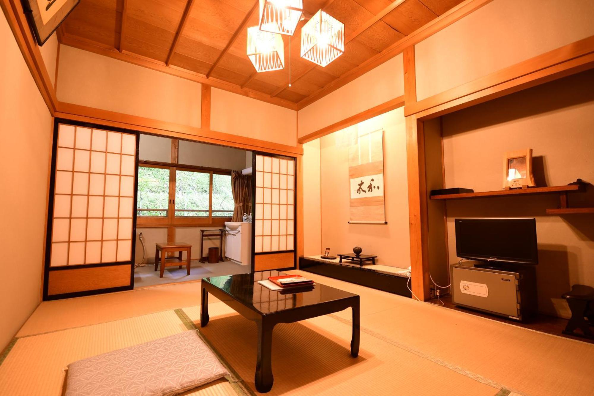 Koyasan Shukubo Fugenin Hotel ภายนอก รูปภาพ