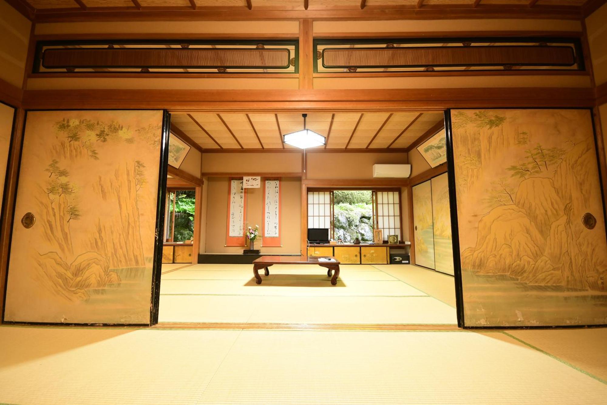 Koyasan Shukubo Fugenin Hotel ภายนอก รูปภาพ