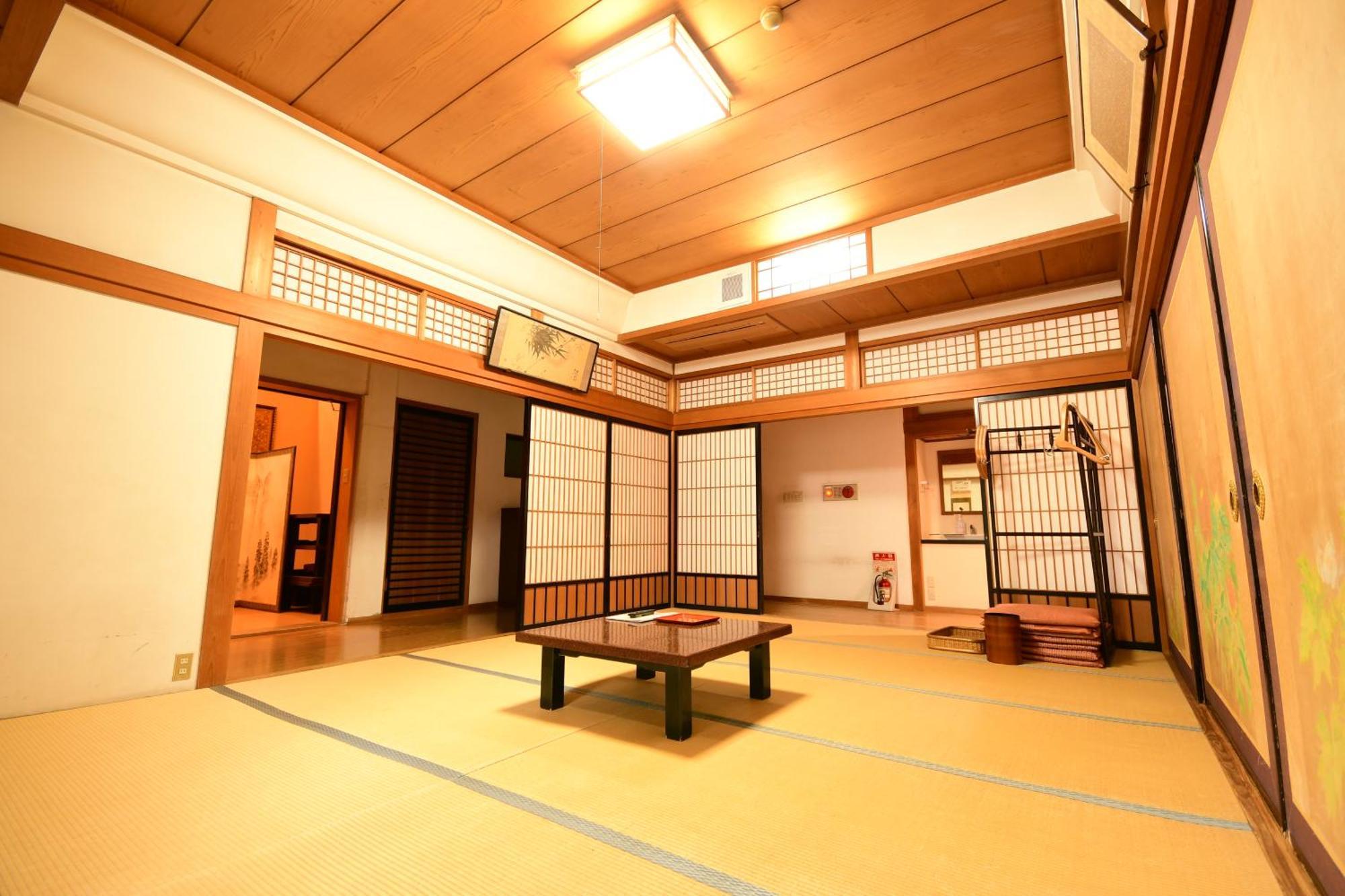Koyasan Shukubo Fugenin Hotel ภายนอก รูปภาพ